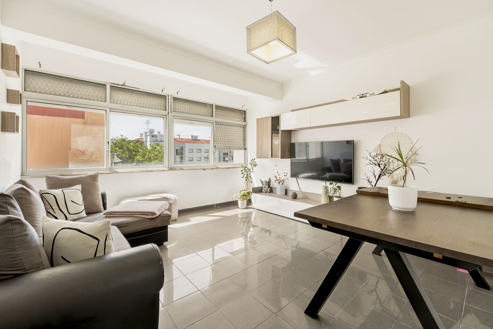 3 Bedroom Apartment, Vialonga, Vila Franca de Xira - Image 2