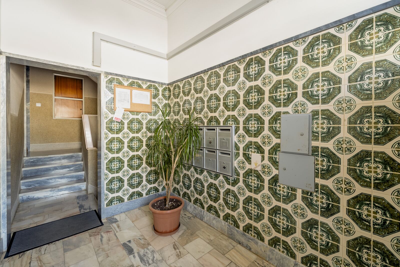 3 Bedroom Apartment, Vialonga, Vila Franca de Xira - Image 17