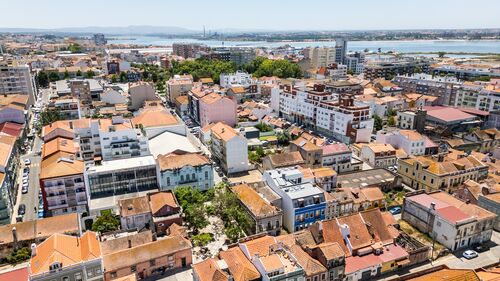 PF41092 - Apartment block, Barreiro - Image 26