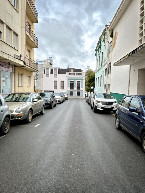 PF41092 - Apartment block, Barreiro - Image 13
