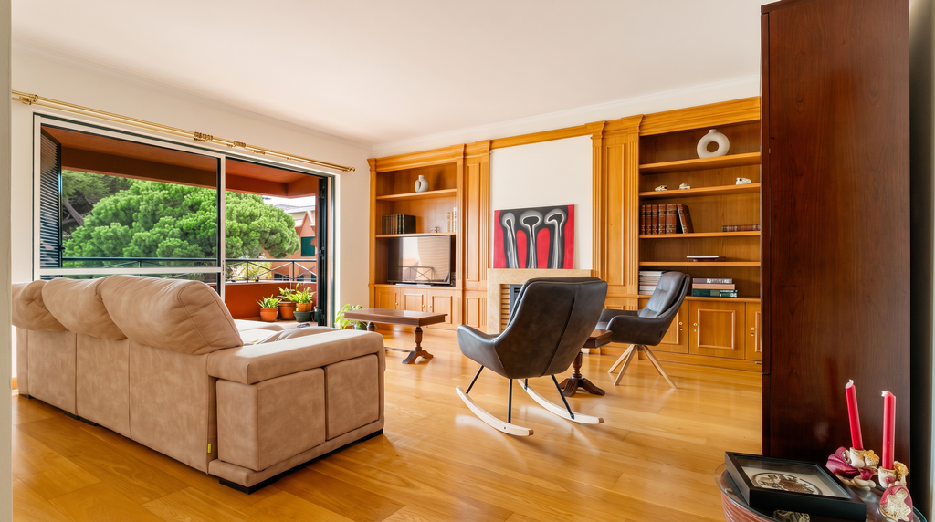 4 Bedroom Apartment with a view, Monte Estoril, Cascais