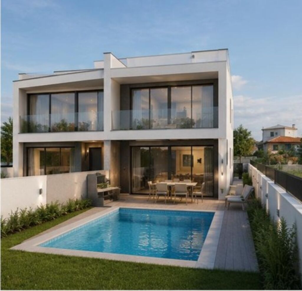 3 Bedroom House with swimming pool, Peniche