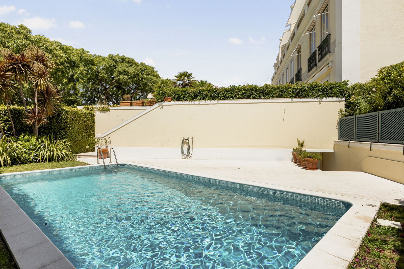 Apartamento T4 com piscina, Necessidades, Lisboa - Imagem 2
