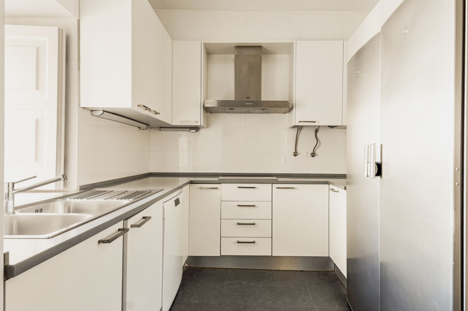 Apartamento T4 com piscina, Necessidades, Lisboa - Imagem 18