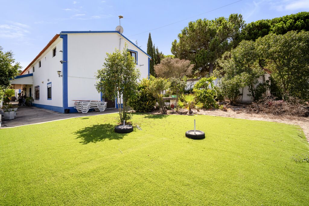 4 Bedroom Detached house with garden, Melides, Grandola