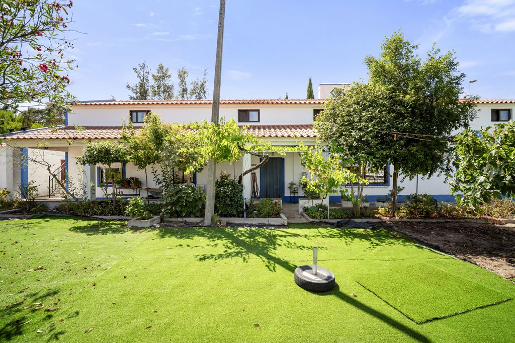 4 Bedroom Detached house with garden, Melides, Grandola