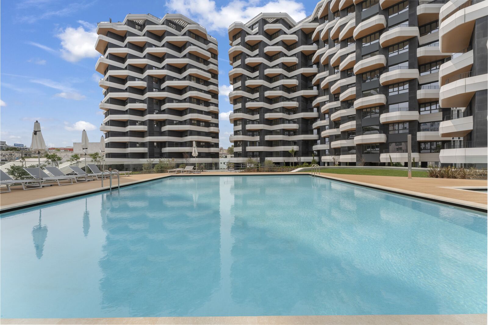 3 Bedroom Apartment with swimming pool, Parque das Nações, Lisboa - Image 31