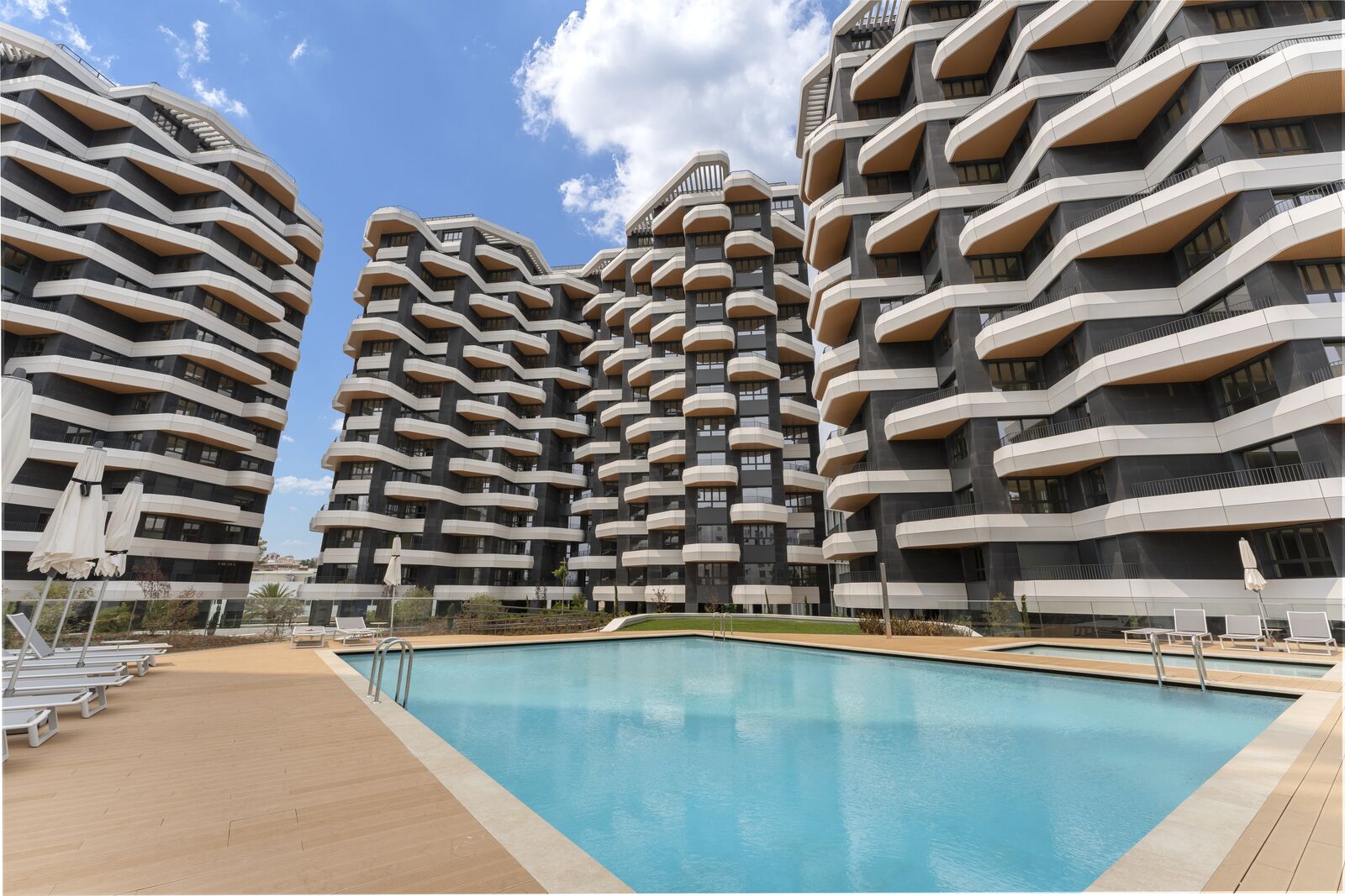 3 Bedroom Apartment with swimming pool, Parque das Nações, Lisboa - Image 32