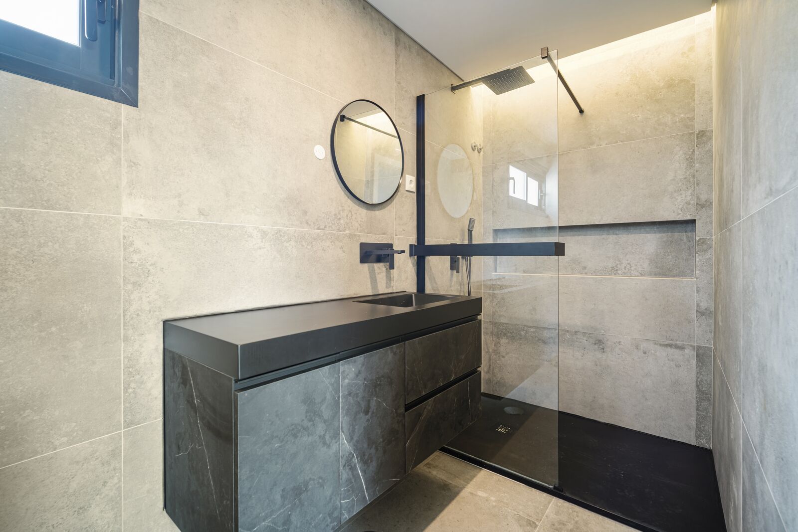 4 Bedroom Villa/Townhouse's Image 19