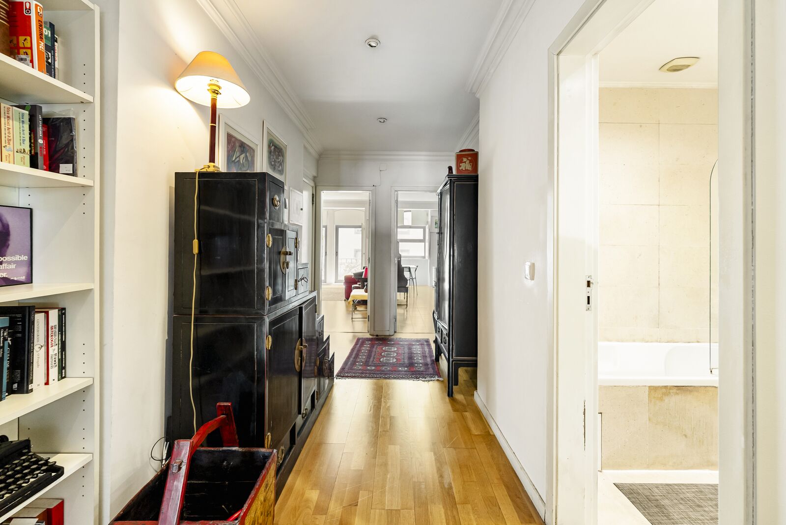 2 Bedroom Apartment with parking, Saldanha, Lisboa - Image 7