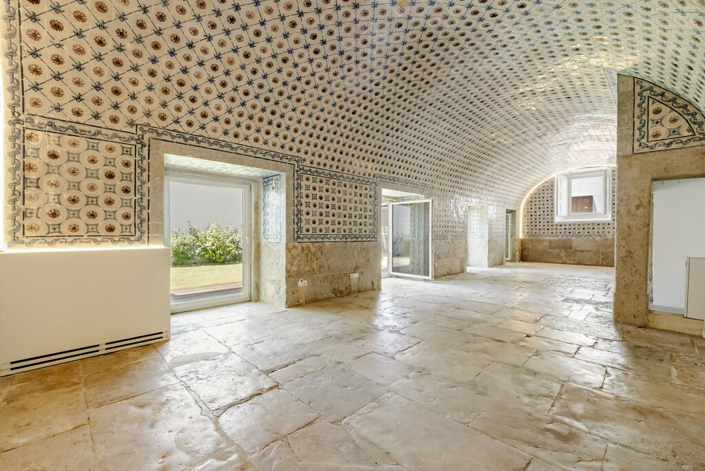 3 Bedroom Apartment with swimming pool, Restelo, Lisboa