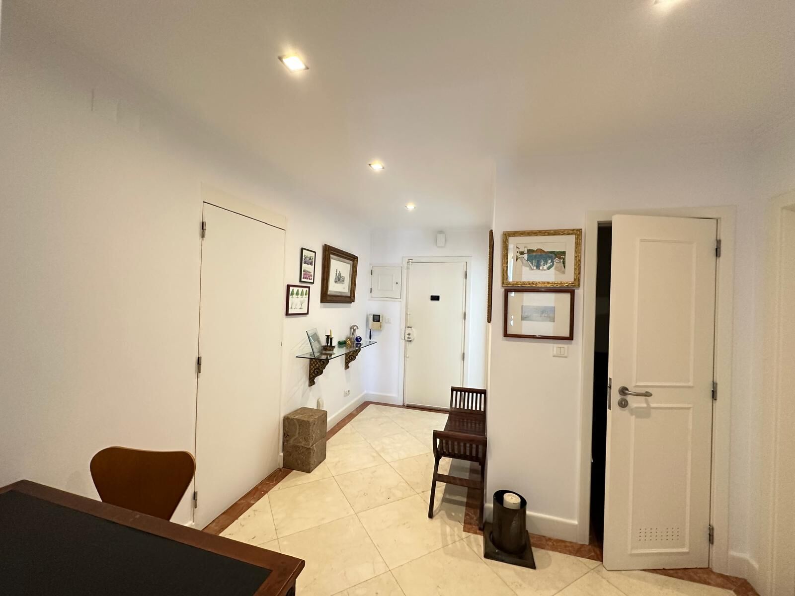 Apartamento T2 com varanda, Monte Estoril, Cascais - Imagem 7