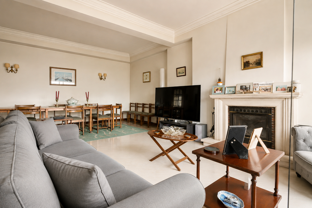 4 Bedroom Apartment with a view, Campo Grande, Lisboa