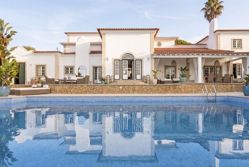 8 Bedroom House with garden, Estoril, Cascais