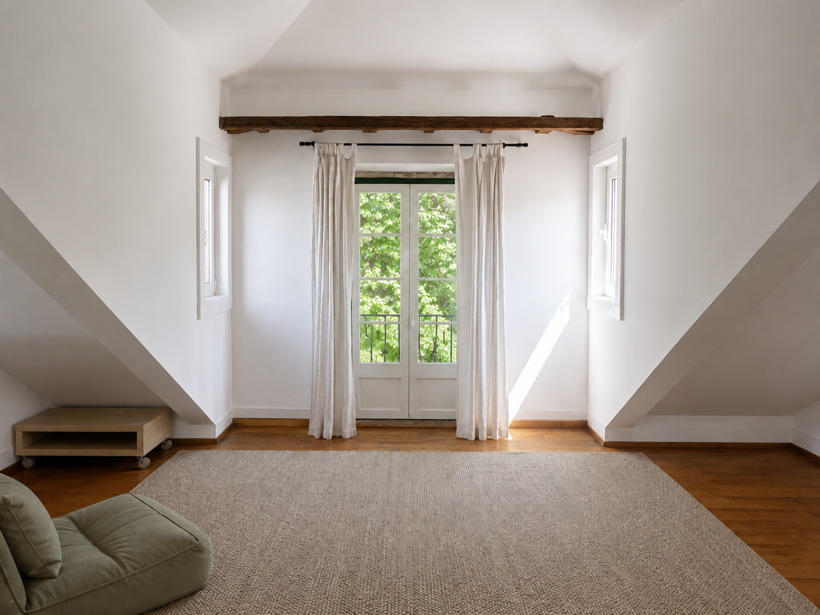 Duplex T2 com varanda, São Bento, Lisboa - Imagem 1