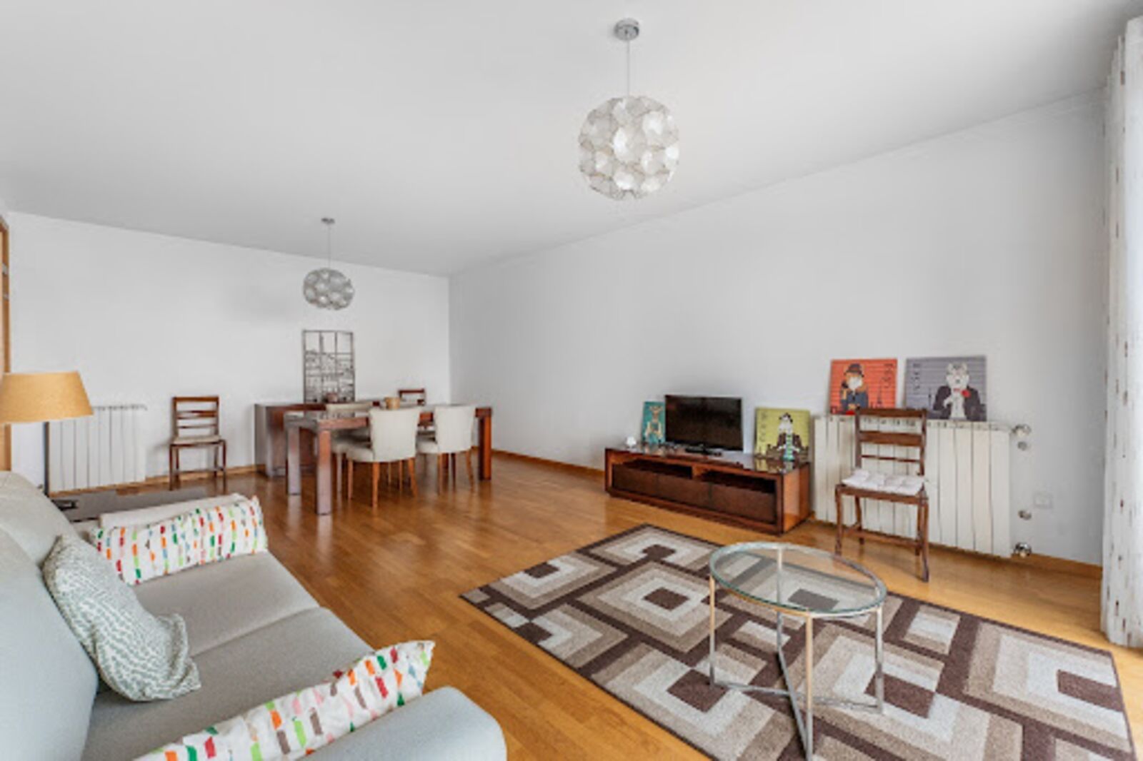2 Bedroom Apartment with garden, Lisboa - Image 2