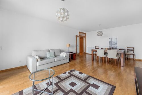 PF41207 - 2 Bedroom Apartment with garden, Lisboa - Image 3