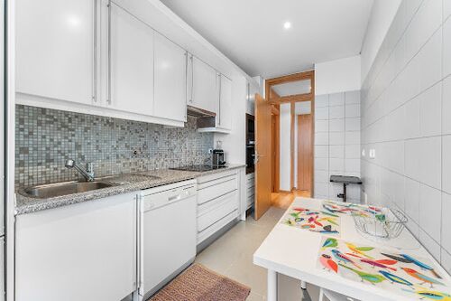 PF41207 - 2 Bedroom Apartment with garden, Lisboa - Image 14