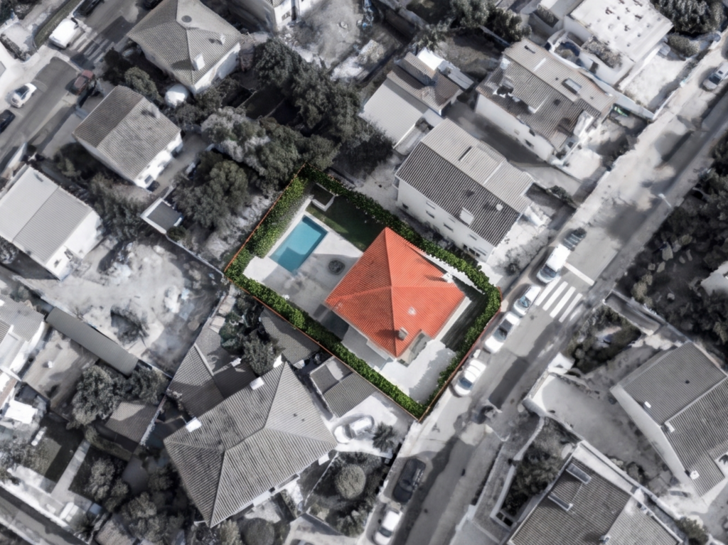 3 Bedroom House with swimming pool, Caxias, Oeiras