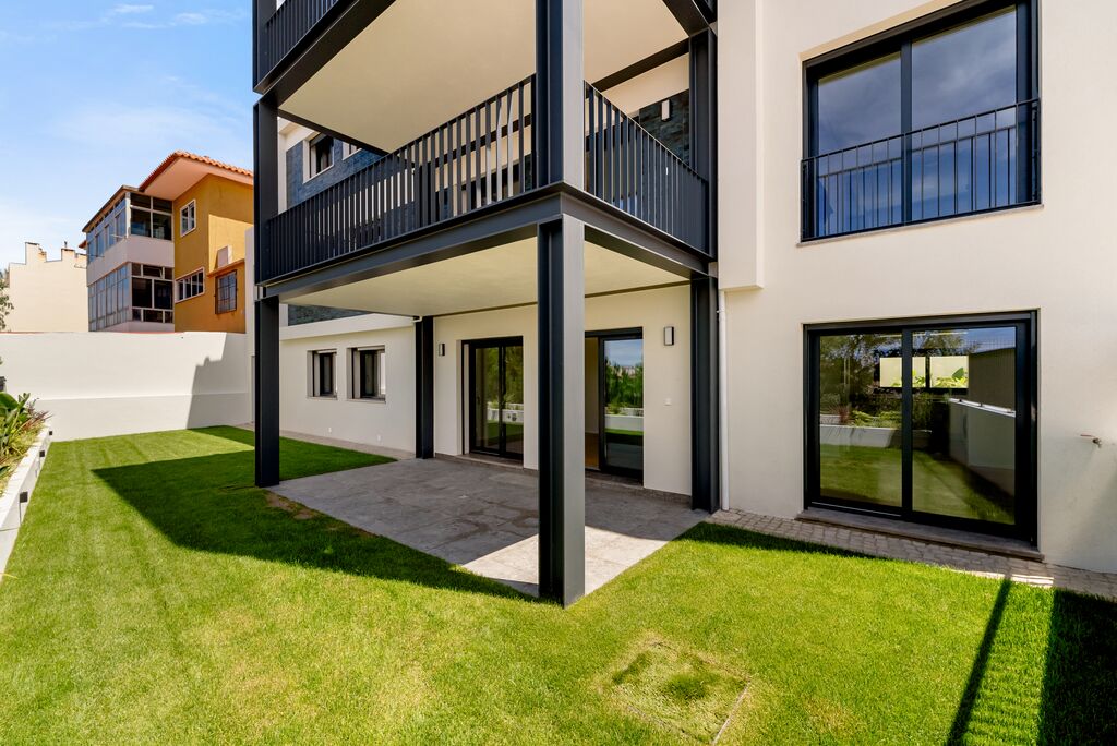 3 Bedroom Apartment with garden, Amoreira, Cascais