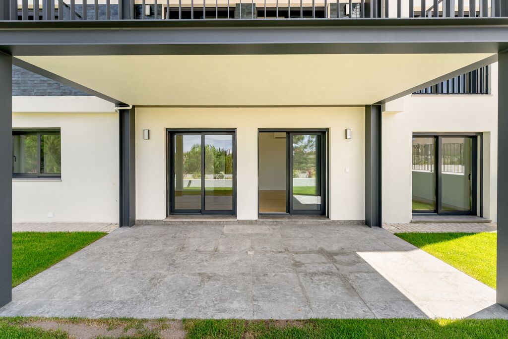 3 Bedroom Apartment with garden, Amoreira, Cascais