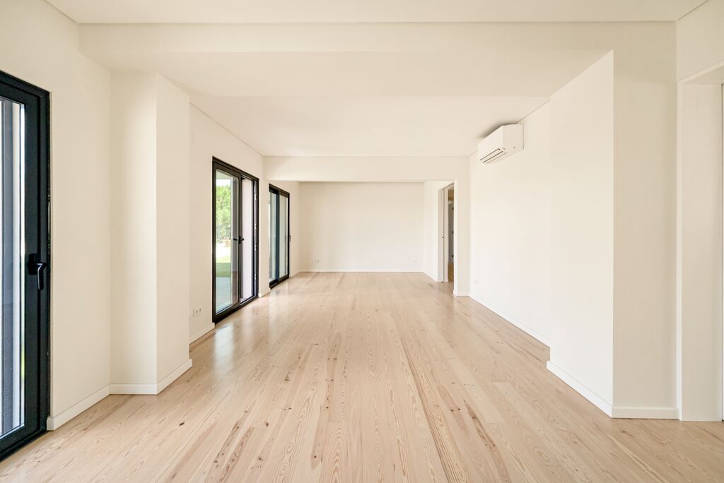 3 Bedroom Apartment with garden, Amoreira, Cascais