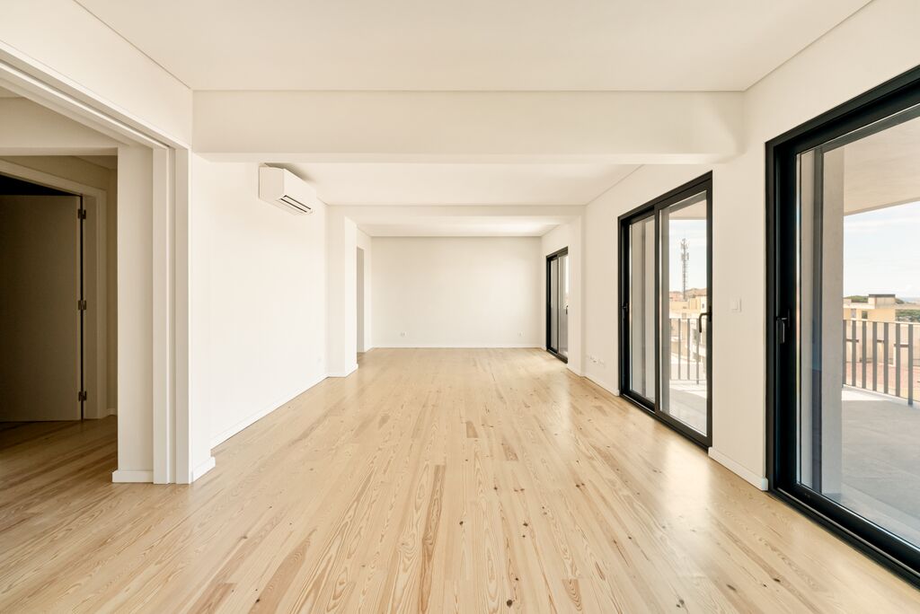 2 Bedroom Apartment with a view, Amoreira, Cascais