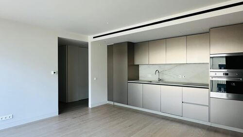 PF41302 - Apartamento T1 com piscina, Avenida da Liberdade, Lisboa