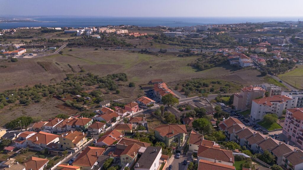 Urban land 860 m2, Vila Fria, Oeiras