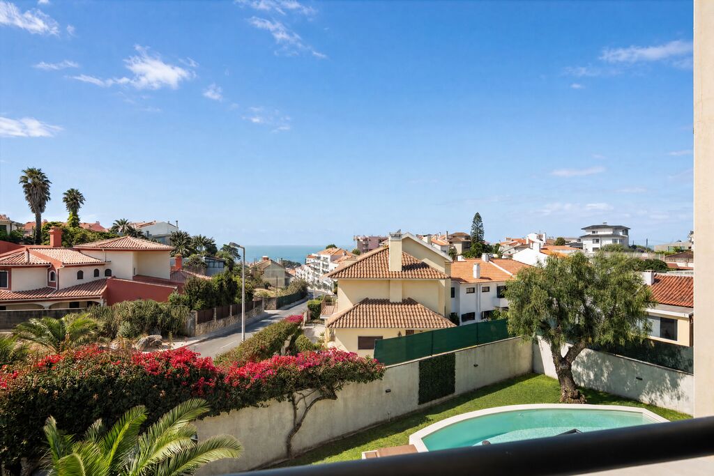 5 Bedroom House with swimming pool, Parede, Cascais