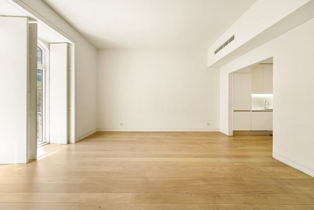 1 Bedroom Apartment with parking, Arroios, Lisboa