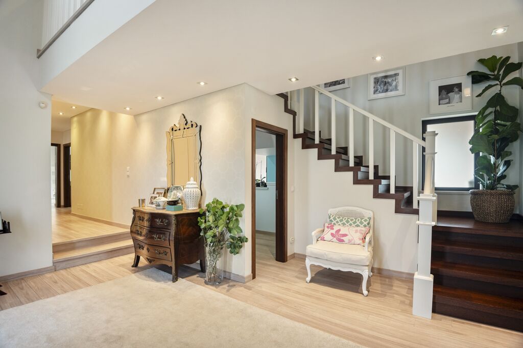 5 Bedroom Detached house with garden, São João da Talha, Loures