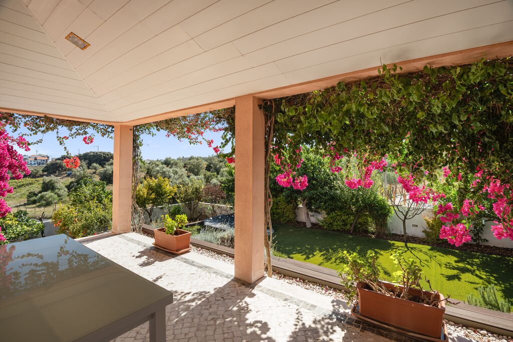 5 Bedroom Detached house with garden, São João da Talha, Loures