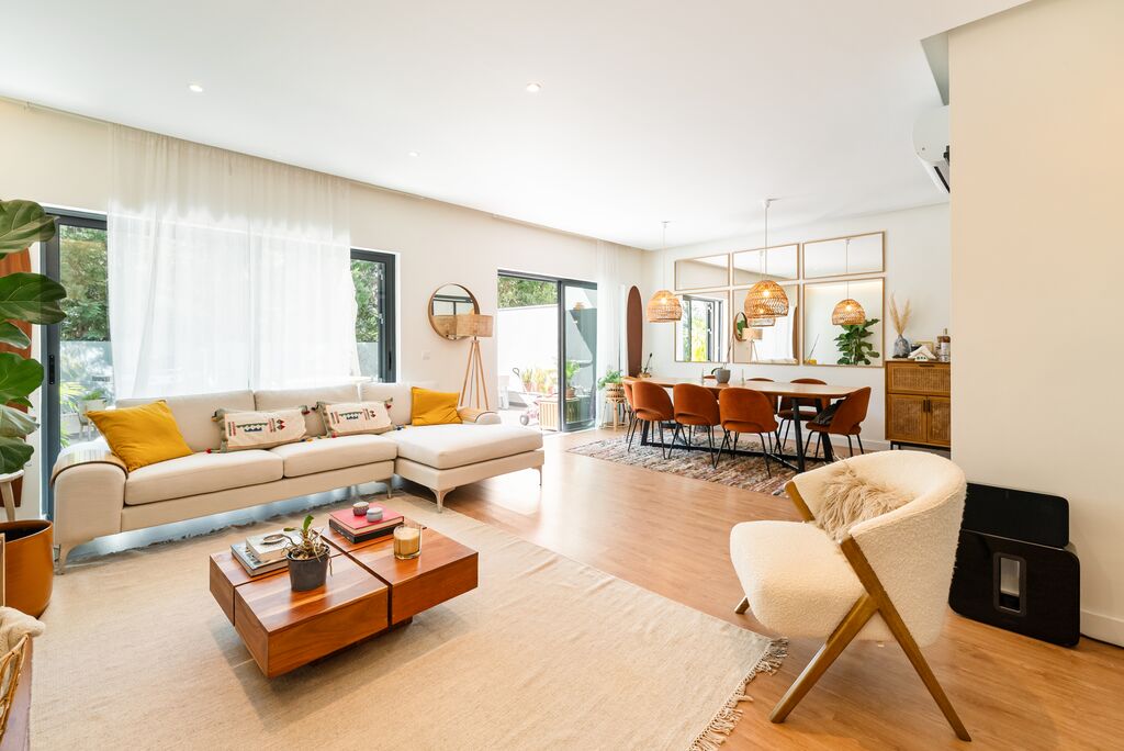 4 Bedroom House with swimming pool, Estoril, Cascais
