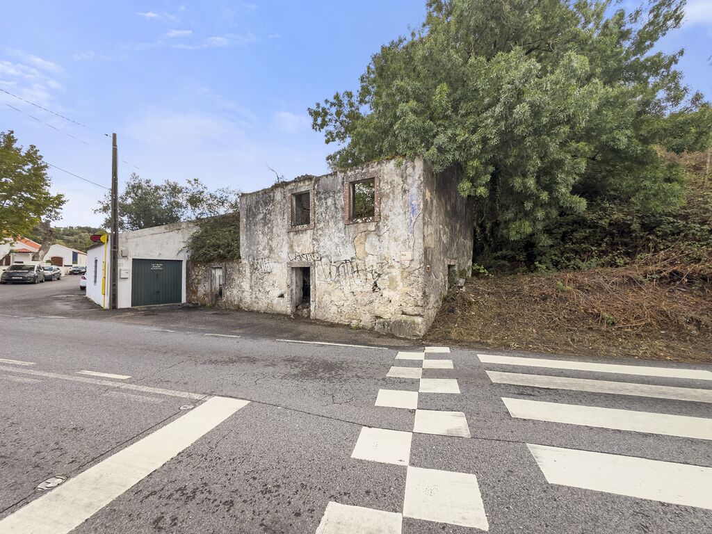 Urban land 982 m2, Montelavar, Sintra