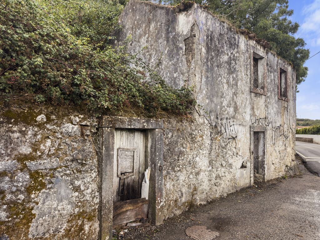Urban land 982 m2, Montelavar, Sintra