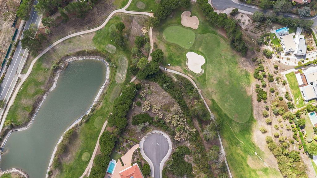 Urban land 2838 m2, Belas Clube de Campo, Sintra