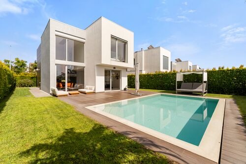 PF41512 - Moradia Isolada T3 com piscina, Aroeira, Almada
