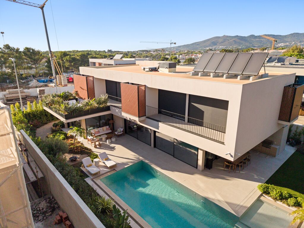 5 Bedroom Detached house with swimming pool, Birre, Cascais