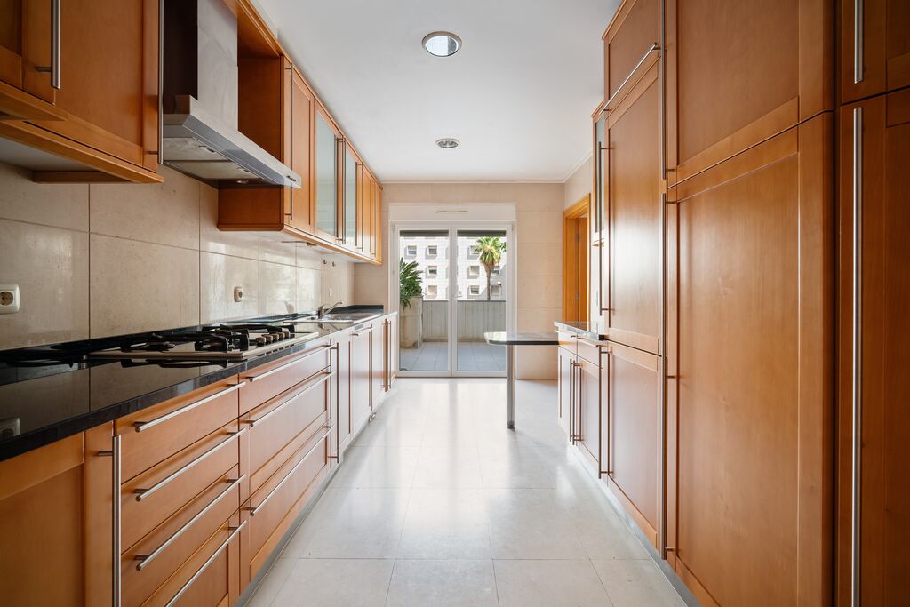 1 Bedroom Duplex with garden, Parque das Nações, Lisboa
