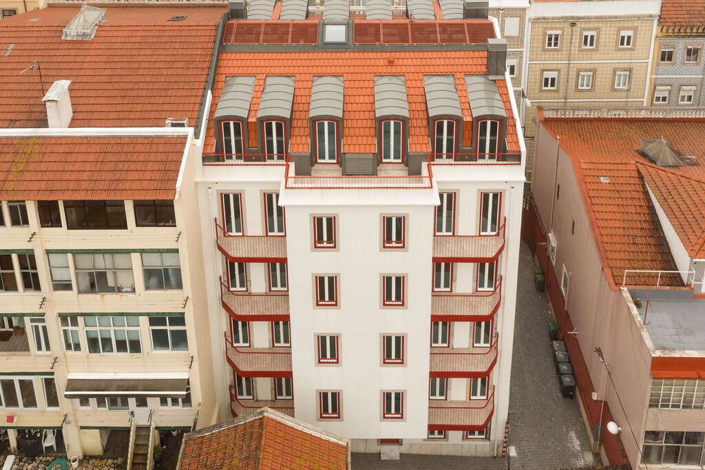 1 Bedroom Apartment in Senhora da Glória 109, Lisboa