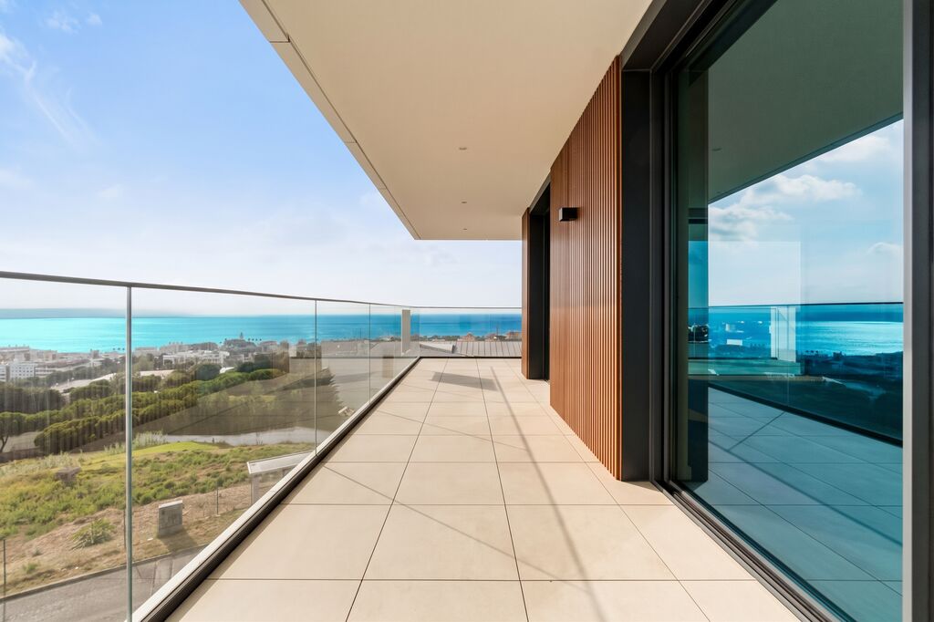 3 Bedroom Apartment with a view, Parque dos Poetas, Oeiras