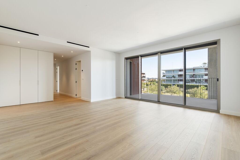 2 Bedroom Apartment with parking, Belas Clube de Campo, Sintra