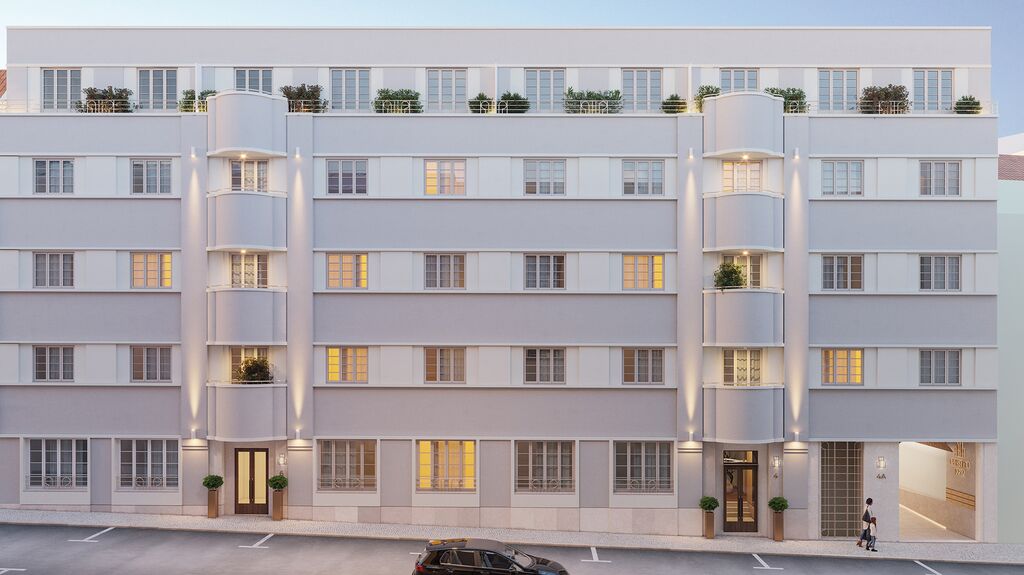2 Bedroom Apartment with parking, Arroios, Lisboa