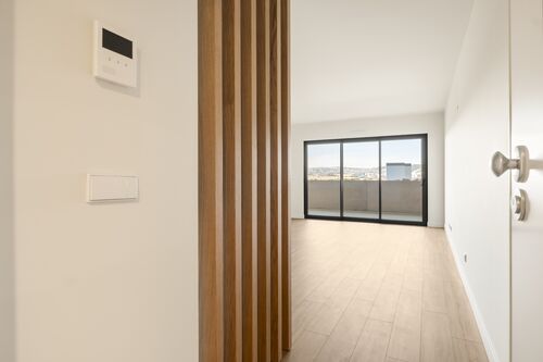 PF42004 - Apartamento T2 com piscina, Telheiras, Lisboa