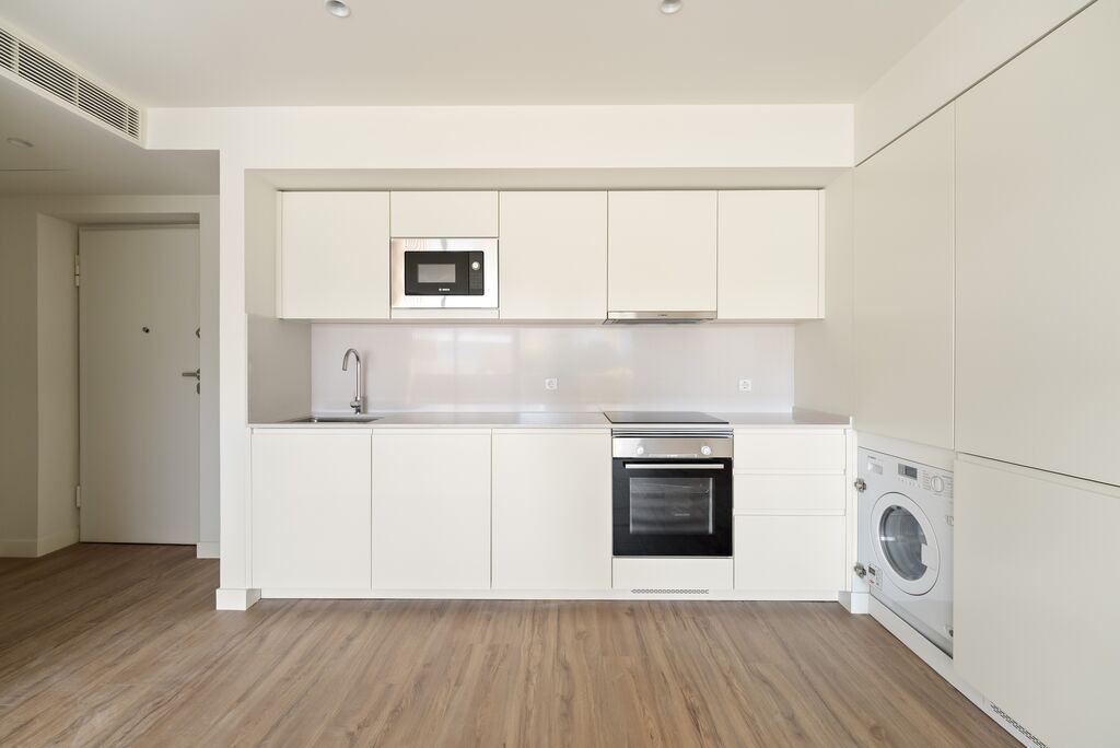 2 Bedroom Apartment with swimming pool, Telheiras, Lisboa