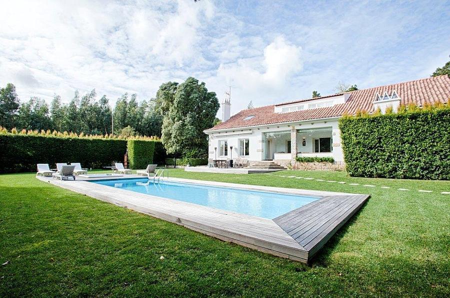 7 bedroom villa with a swimming pool