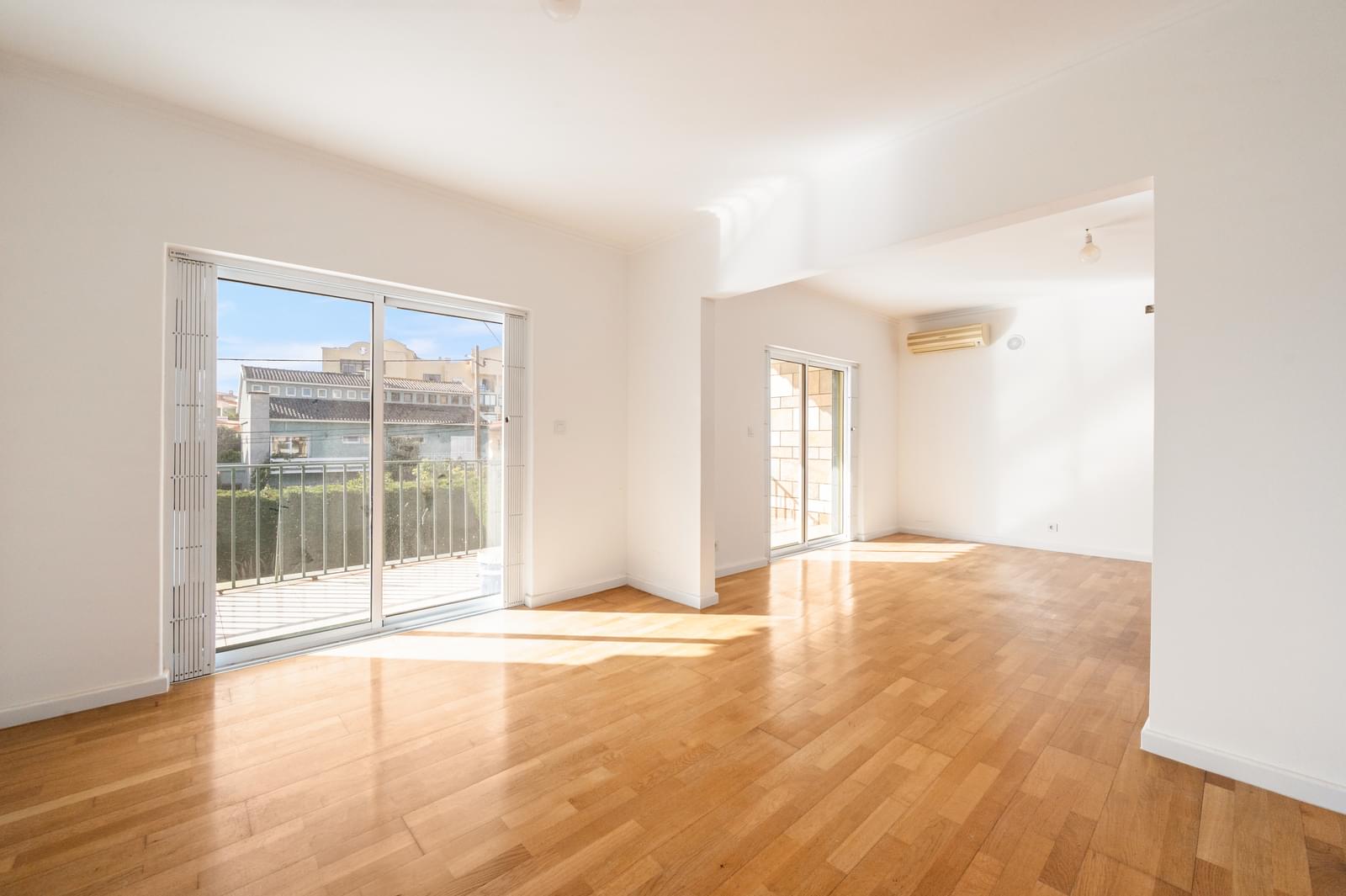 Moradia T4 com piscina, São João do Estoril, Cascais - Imagem 24