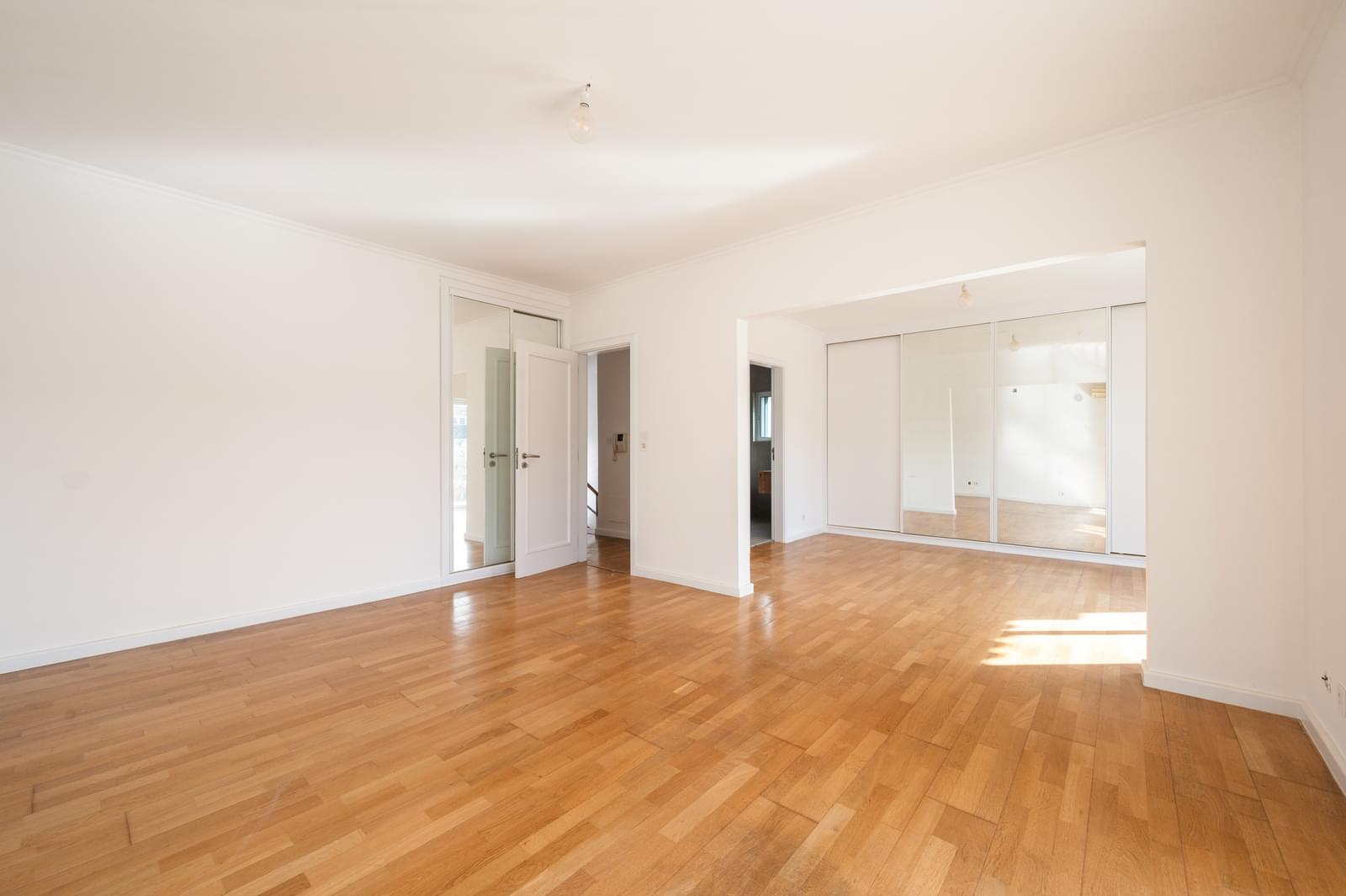 Moradia T4 com piscina, São João do Estoril, Cascais - Imagem 25