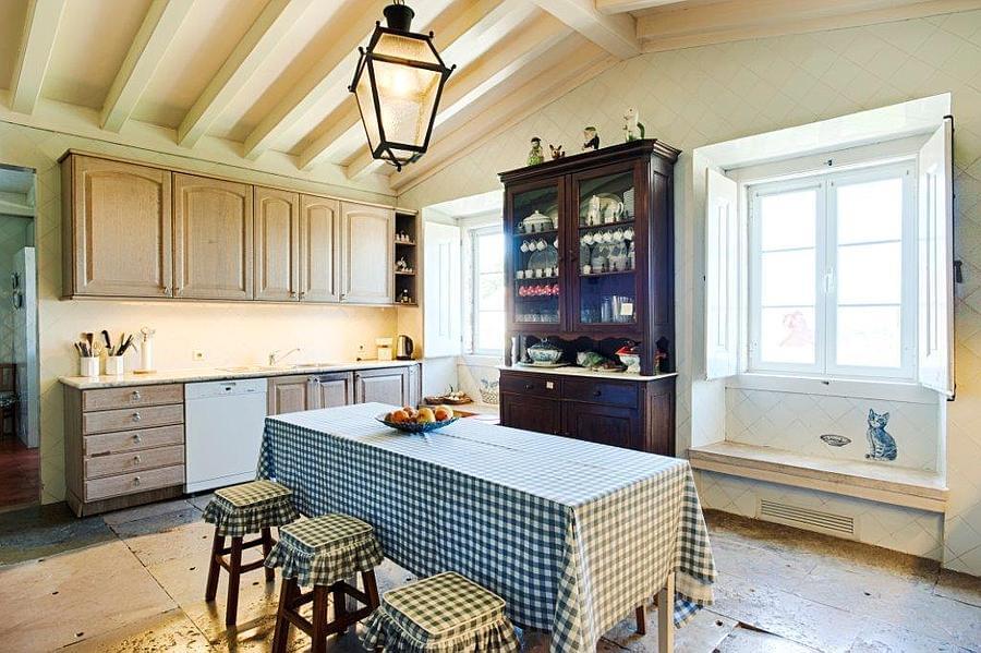 4 bedroom villa refurbished